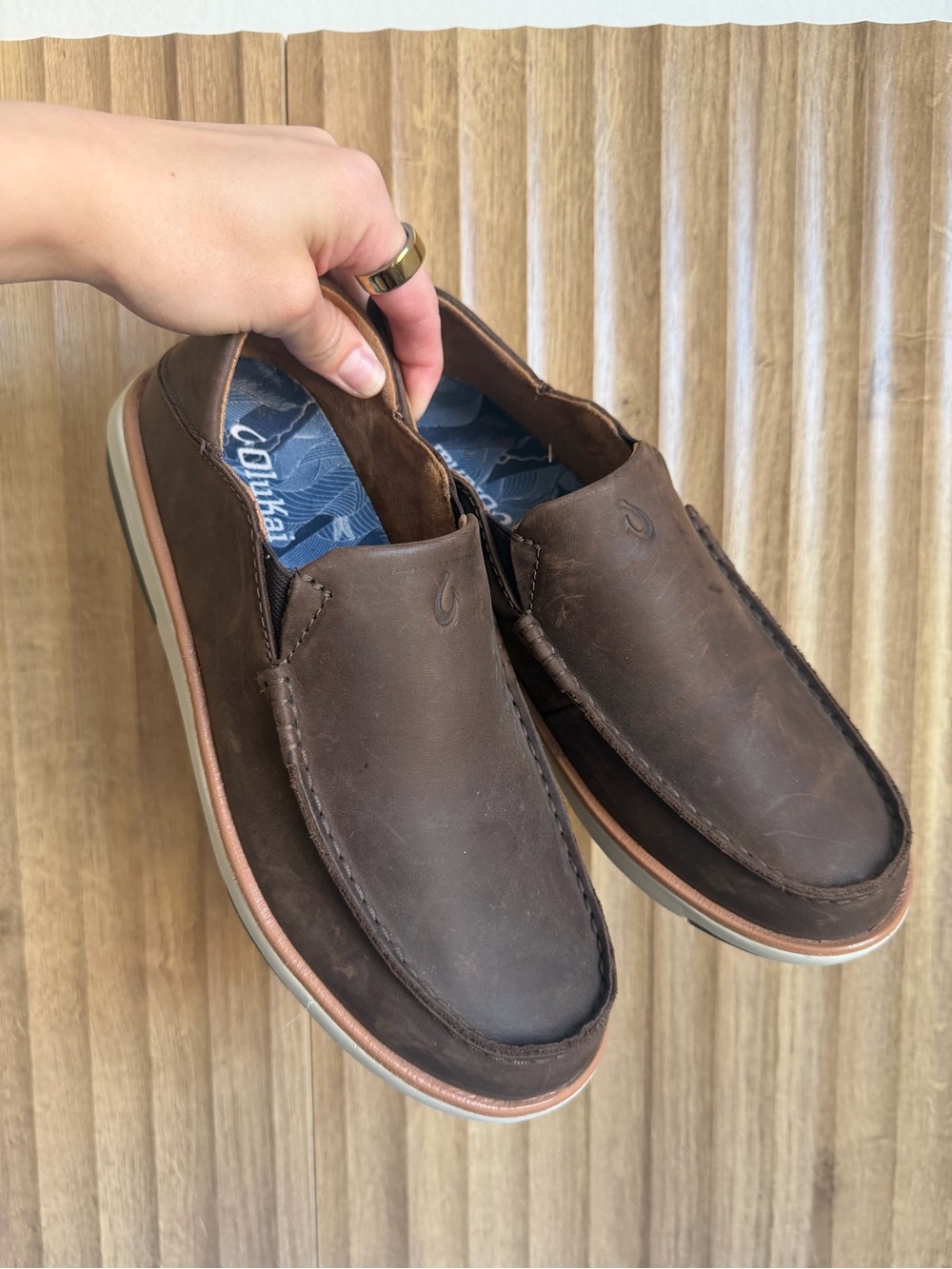 OLUKAI Kalia Brown Leather Slip On Shoes Men's